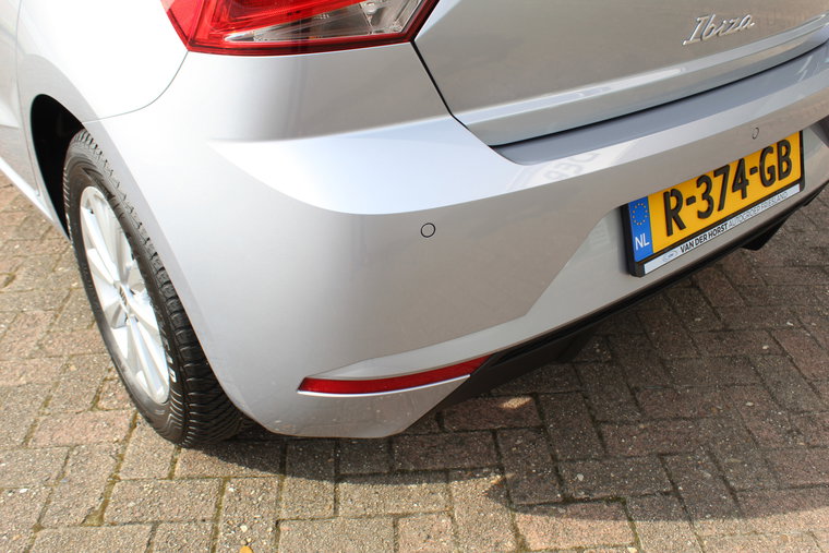 Vehicle Image 29