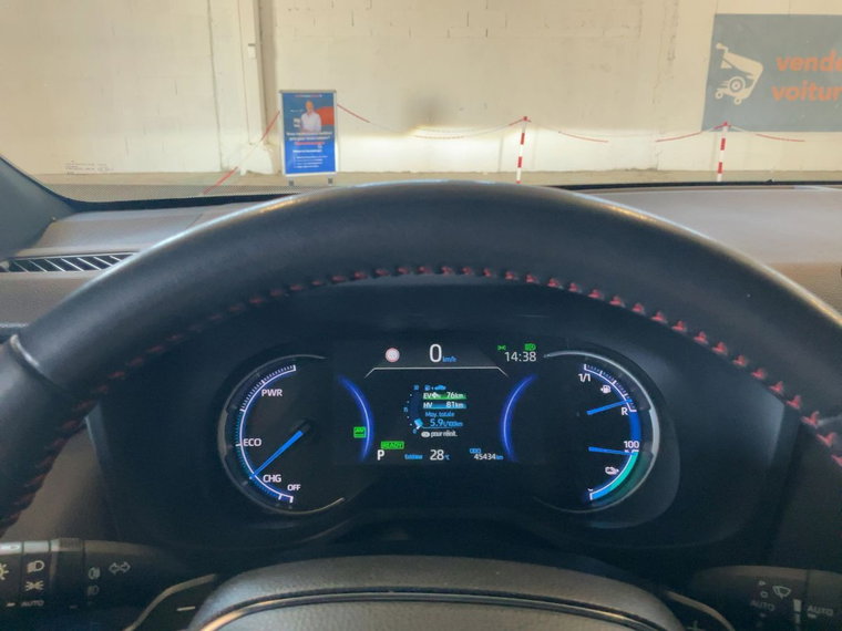 Vehicle Image 10