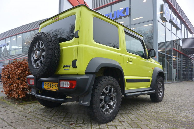 Vehicle Image 7