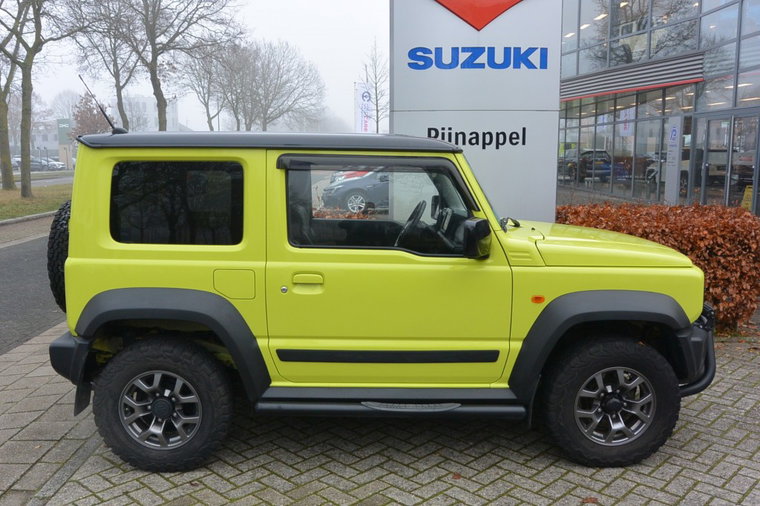 Vehicle Image 8