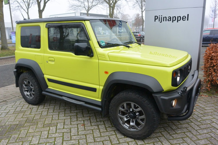 Vehicle Image 9