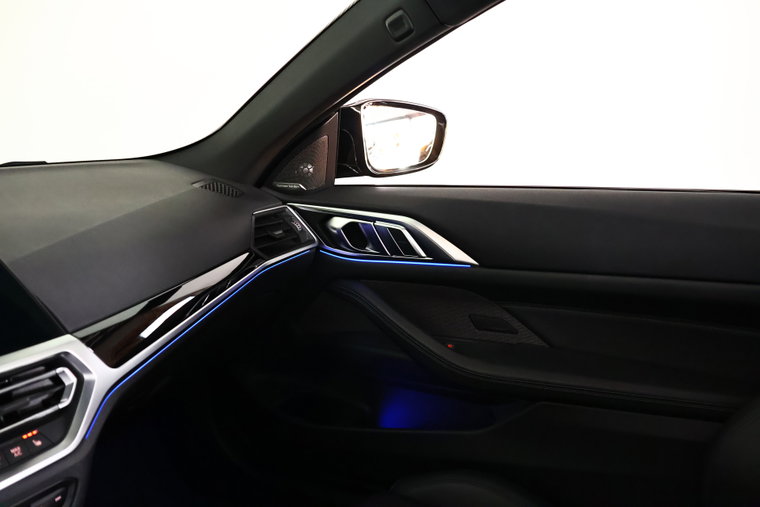 Vehicle Image 32