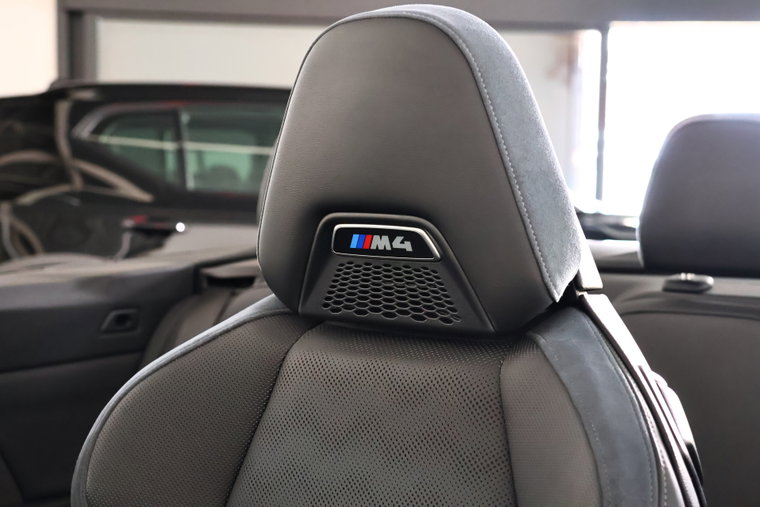 Vehicle Image 35