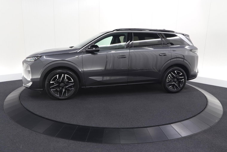 Vehicle Image 35
