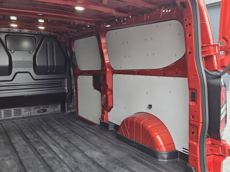 Vehicle Image 36