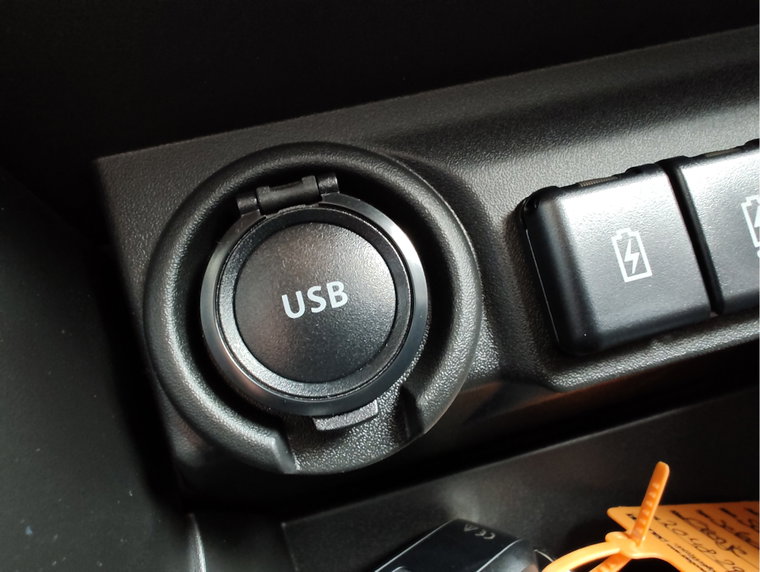 Vehicle Image 14