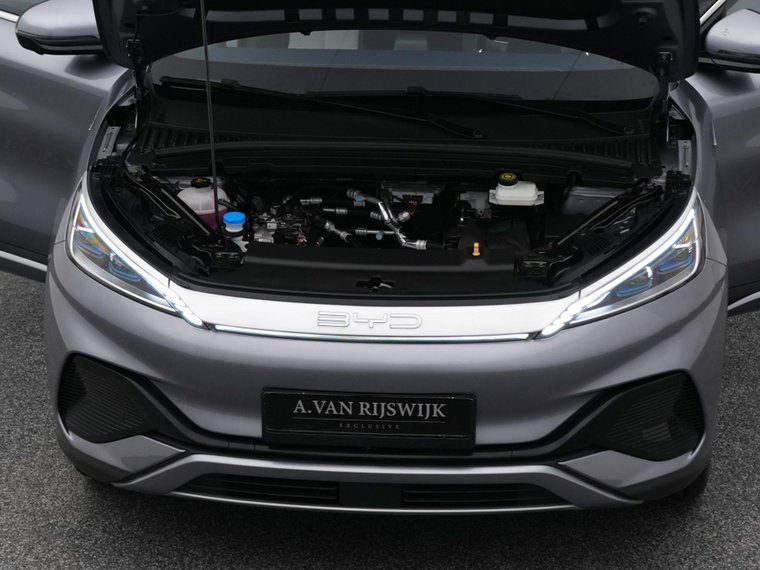 Vehicle Image 31