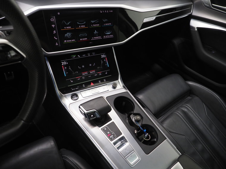 Vehicle Image 38