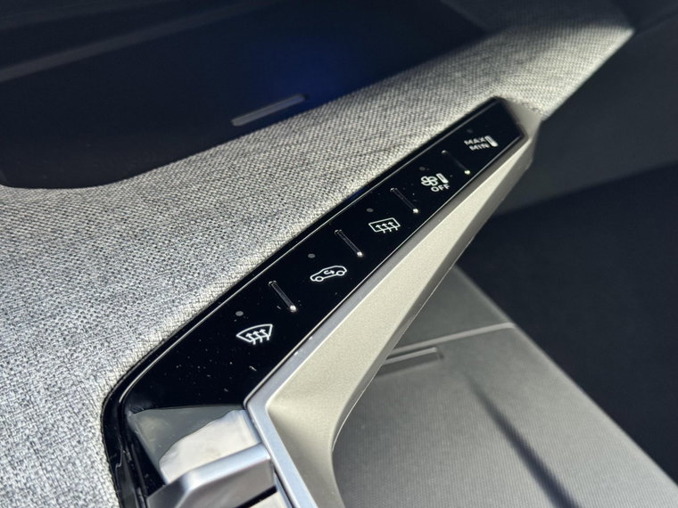 Vehicle Image 50