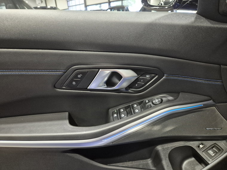 Vehicle Image 46