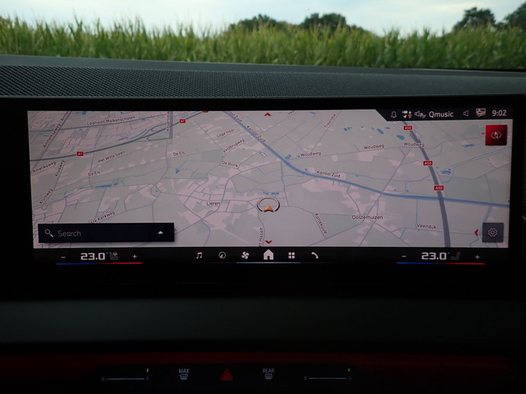 Vehicle Image 23