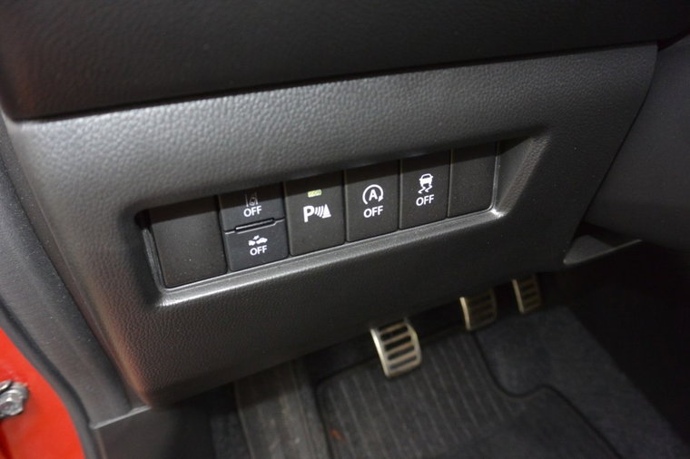 Vehicle Image 15