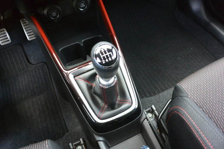 Vehicle Image 24