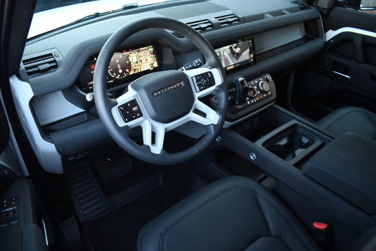 Vehicle Image 23