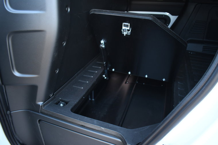 Vehicle Image 37