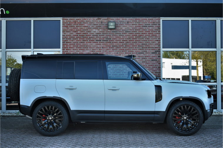 Vehicle Image 52