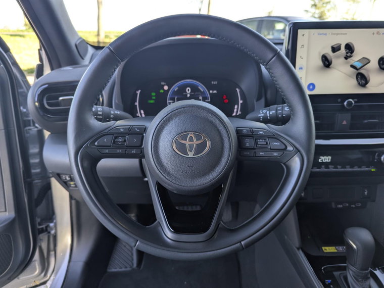 Vehicle Image 21