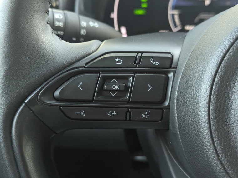 Vehicle Image 22