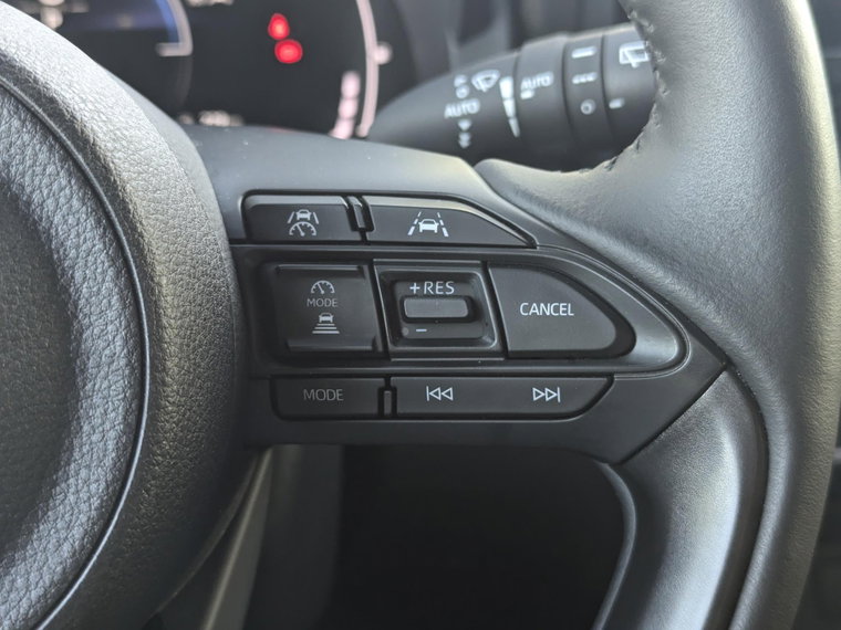 Vehicle Image 24