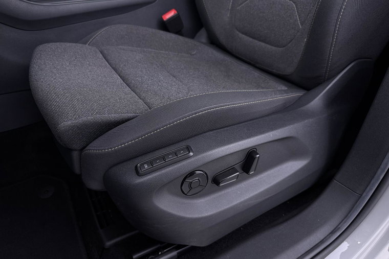Vehicle Image 45