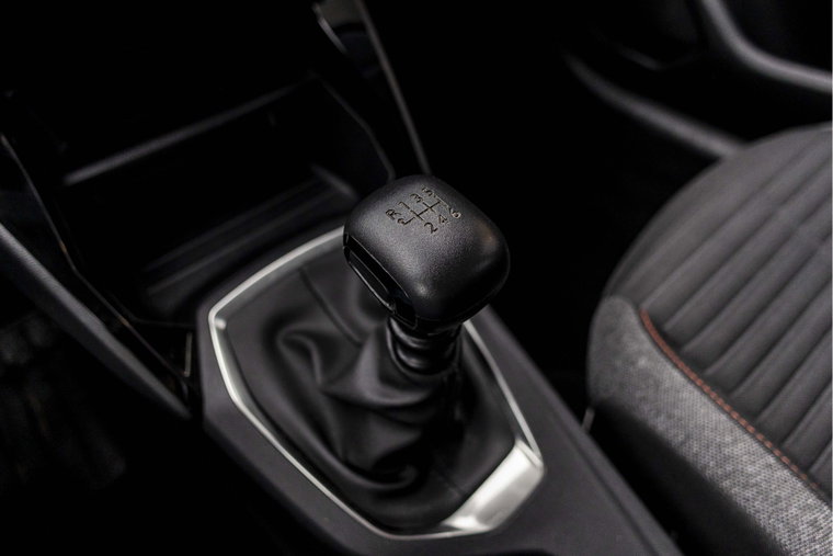 Vehicle Image 24