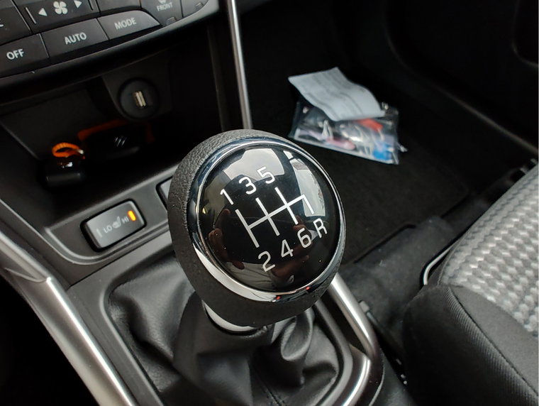 Vehicle Image 18