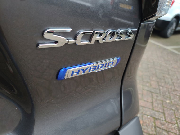 Vehicle Image 30