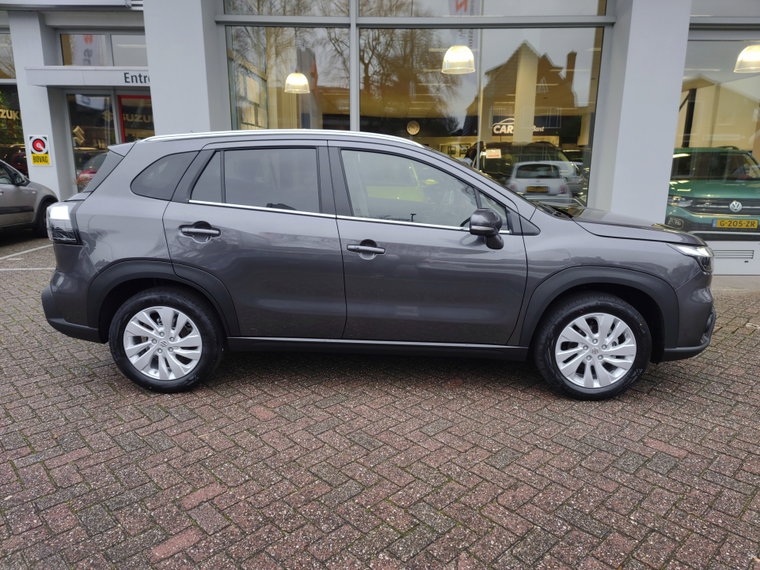 Vehicle Image 6