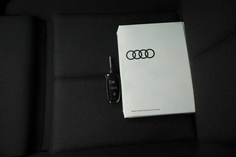 Vehicle Image 39
