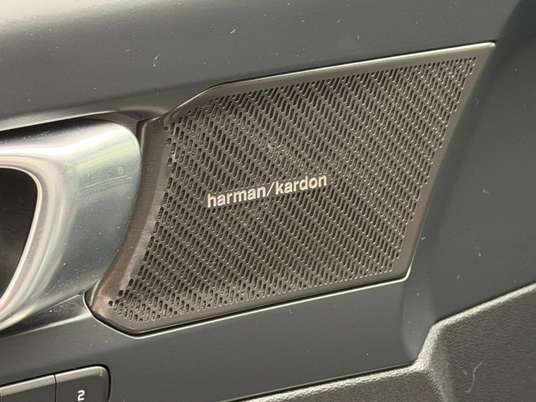 Vehicle Image 42