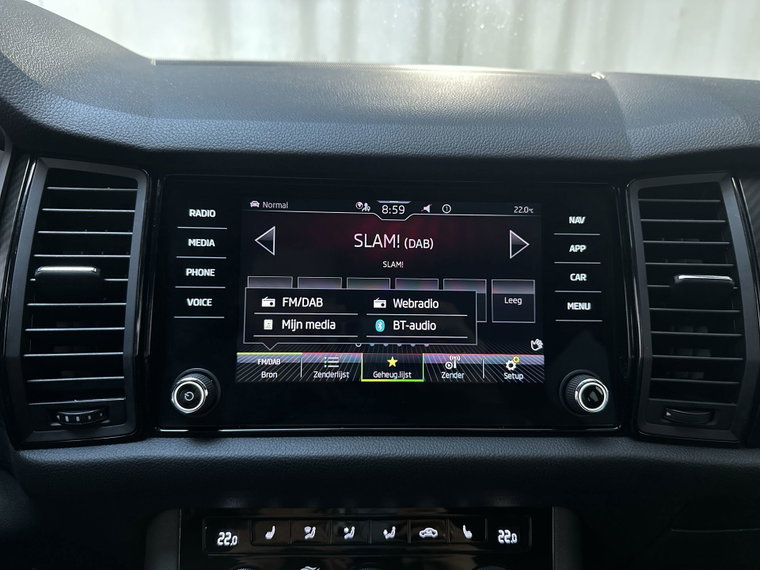 Vehicle Image 23