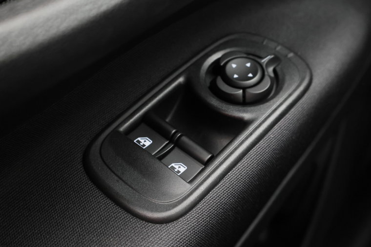 Vehicle Image 26