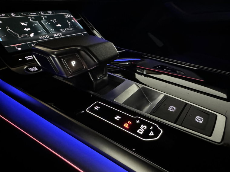 Vehicle Image 50