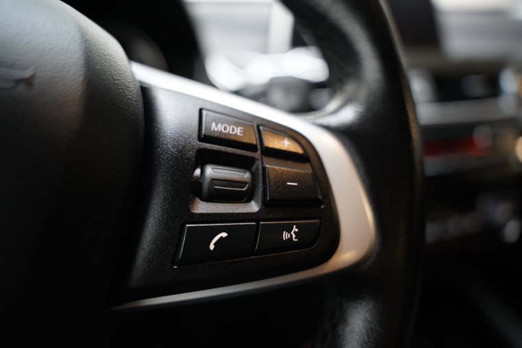 Vehicle Image 36