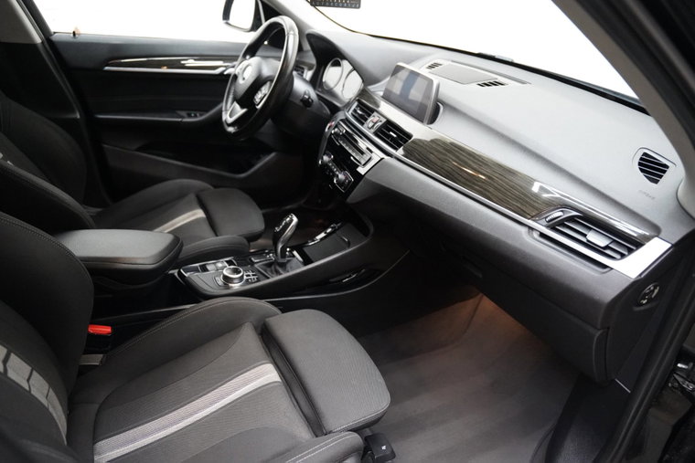 Vehicle Image 37