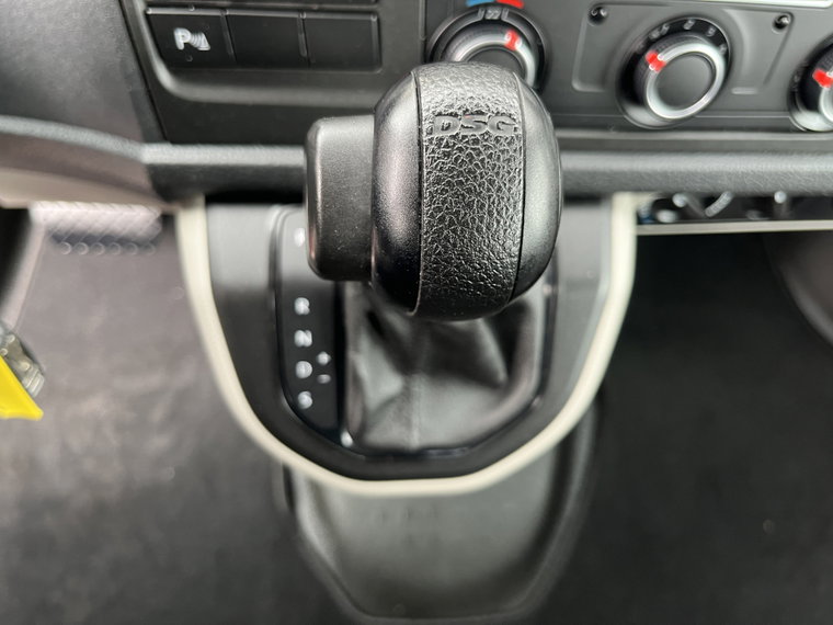 Vehicle Image 27