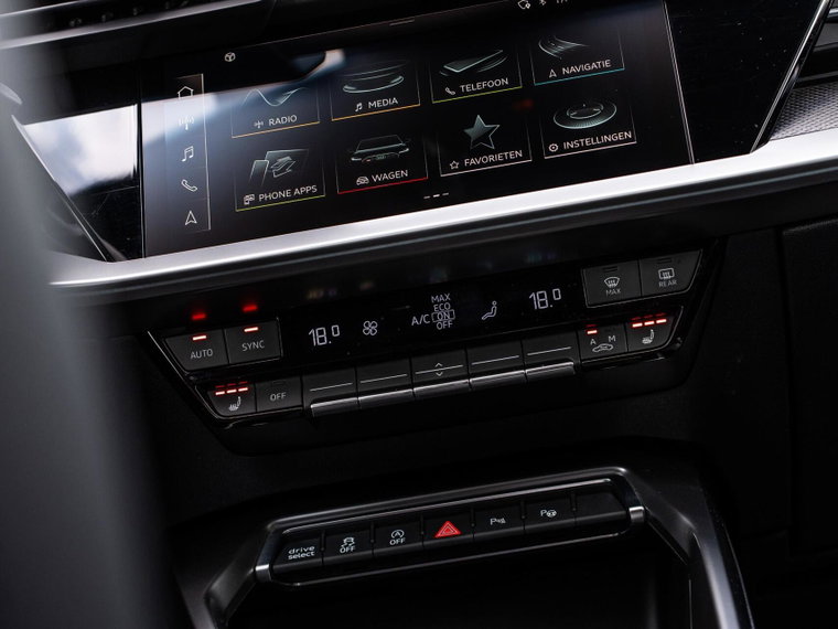 Vehicle Image 45