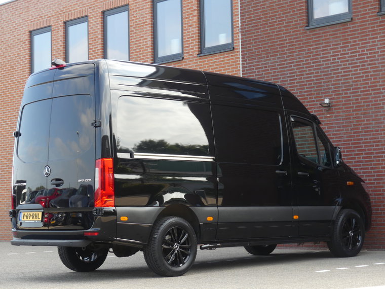Vehicle Image 27
