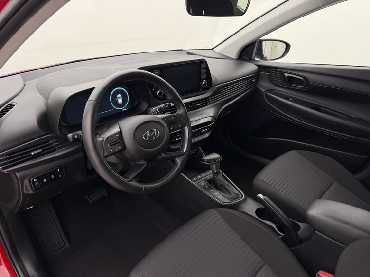 Vehicle Image 11