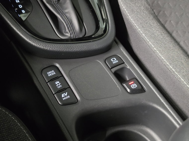 Vehicle Image 32