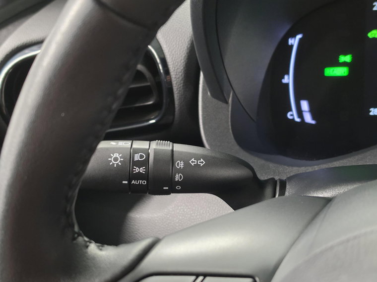 Vehicle Image 35
