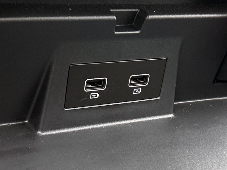Vehicle Image 39