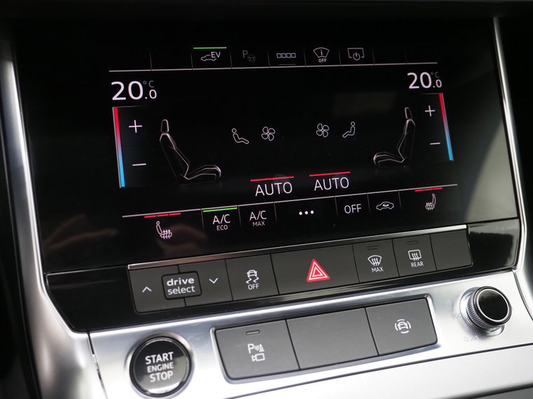 Vehicle Image 32