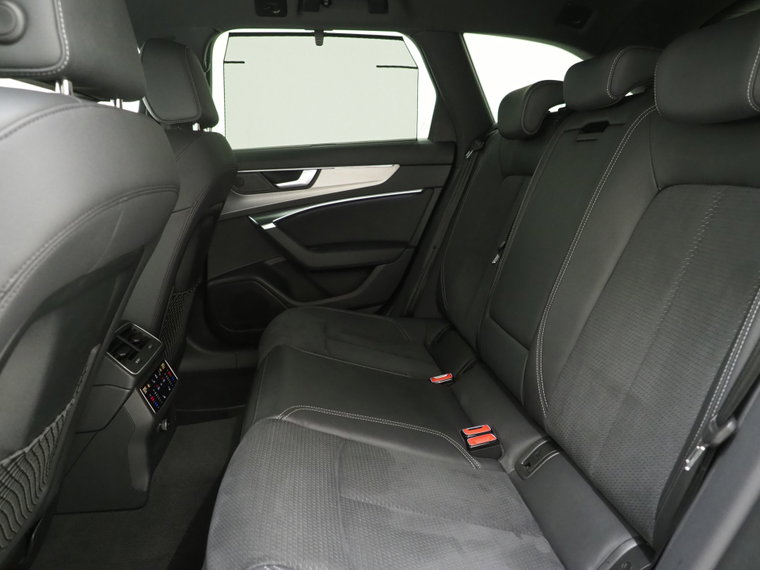Vehicle Image 37