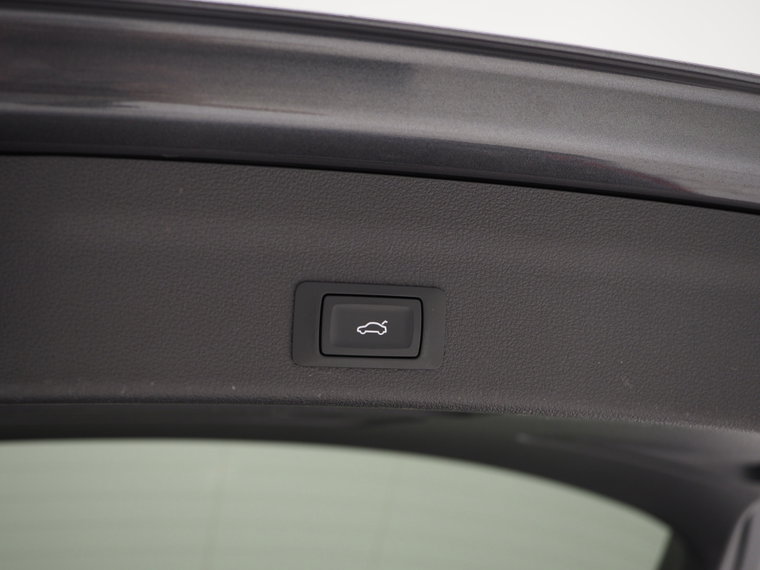 Vehicle Image 39