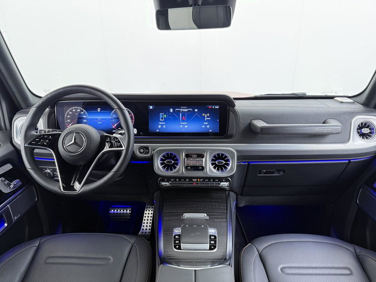Vehicle Image 30