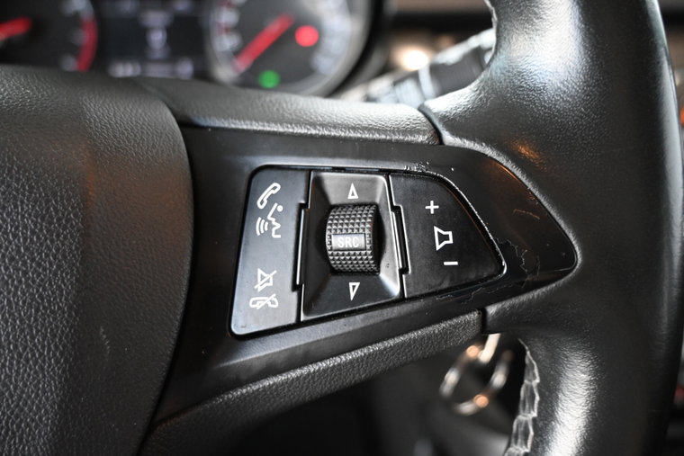 Vehicle Image 33