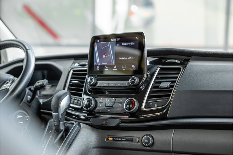 Vehicle Image 13