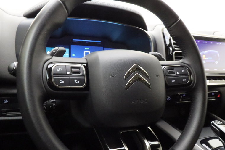 Vehicle Image 33