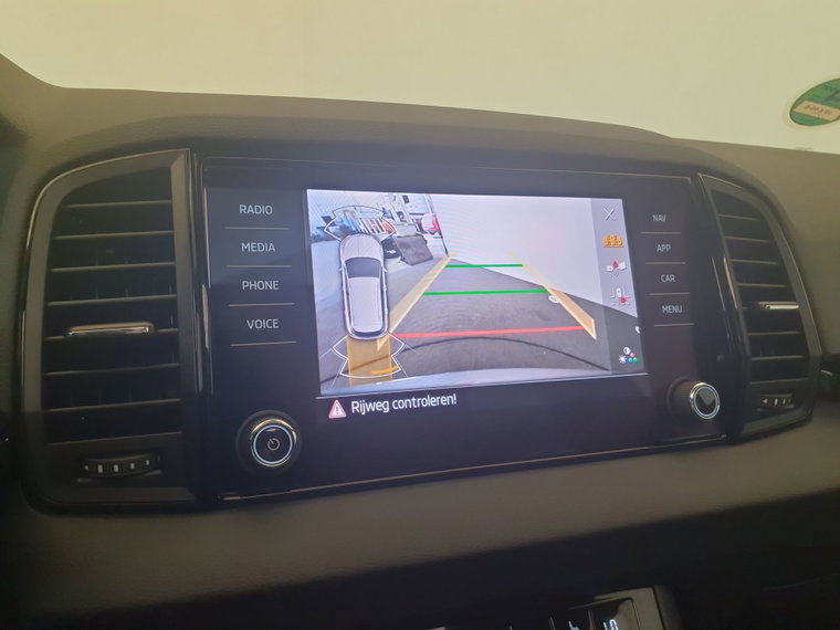 Vehicle Image 18
